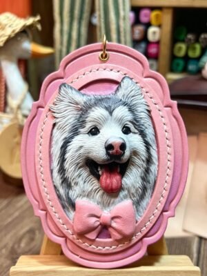 Vintage Scalloped Frame Pet Leather Carving Charm | Custom Dog Portrait Keychain, Hand‑Tooled Pet Memorial Gift 4.72in