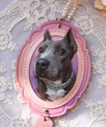 Vintage Scalloped Frame Pet Leather Carving Charm | Custom Dog Portrait Keychain, Hand‑Tooled Pet Memorial Gift 4.72in