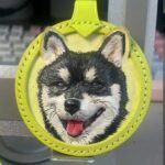 2.76in Round Custom Leather Carving Pet Tag – Handmade 3D Engraved Veg‑Tan Dog Cat Portrait